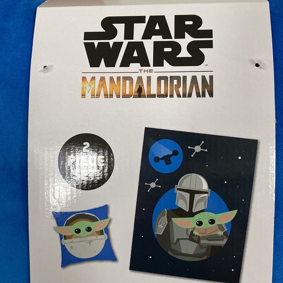 Star Wars Mandalorian Character Pillow and Oversized Throw - Picture 7 of 12